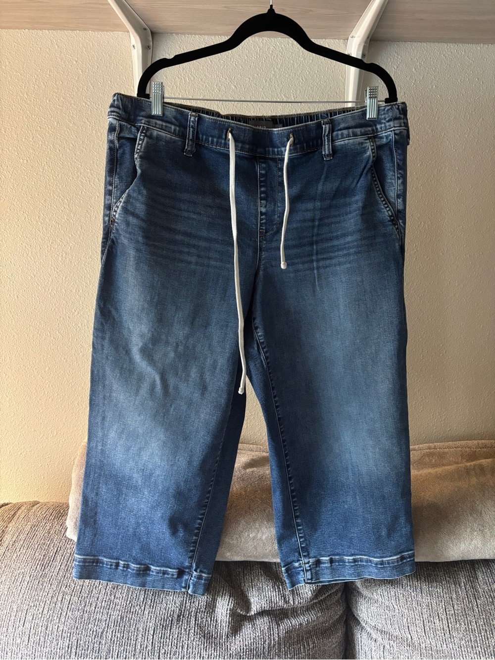 torrid Blue Denim Drawstring Capris